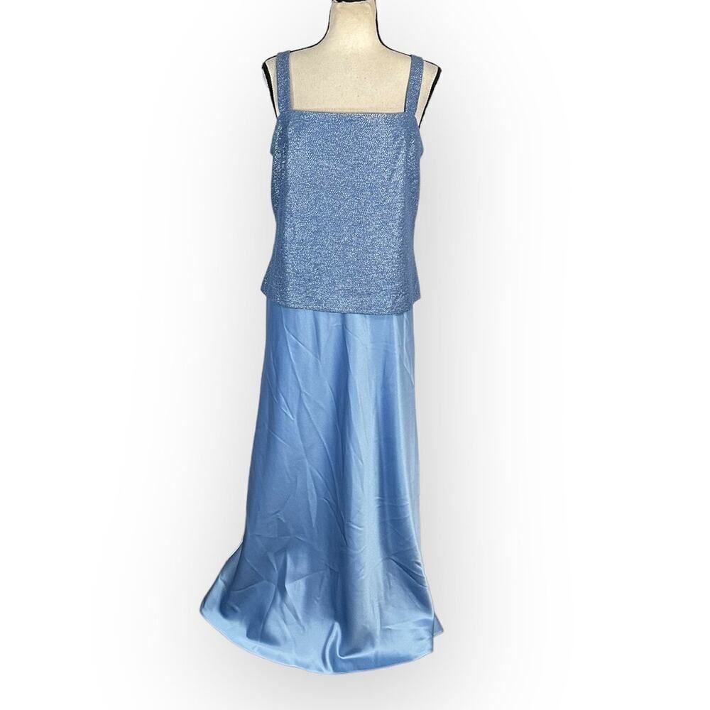 Alex Evenings Maxi Gown Women's 12 Icy Blue Sleeveless Square Neck Long